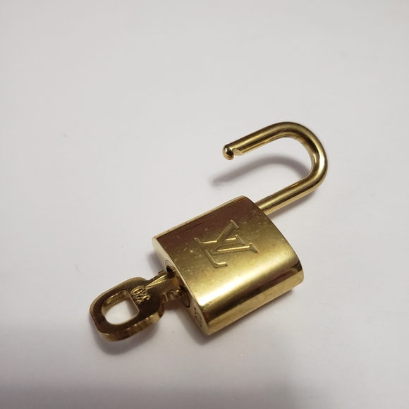 Louis Vuitton Gold Padlock with Key - Picture 5 of 12